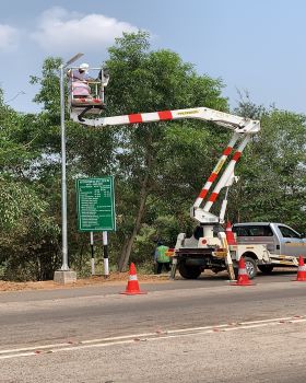 201903印度太阳能路灯安装项目