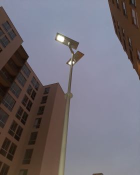 202012秘鲁路灯安装项目