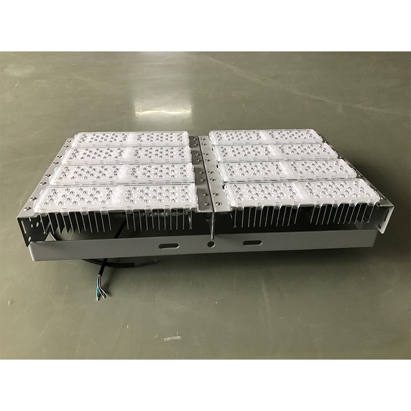 42 LED模组泛光灯