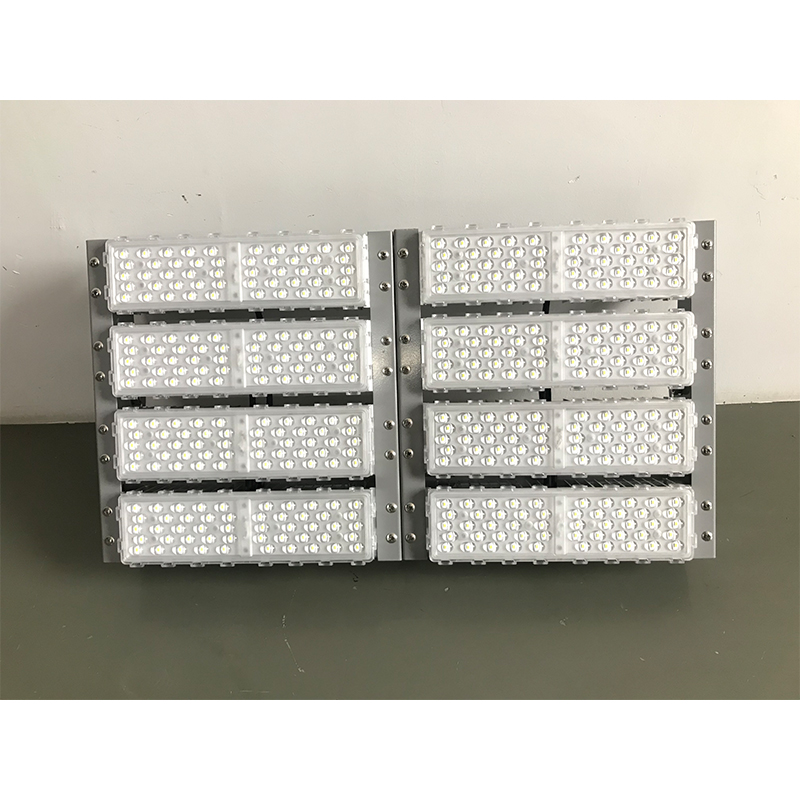 42 LED模组泛光灯