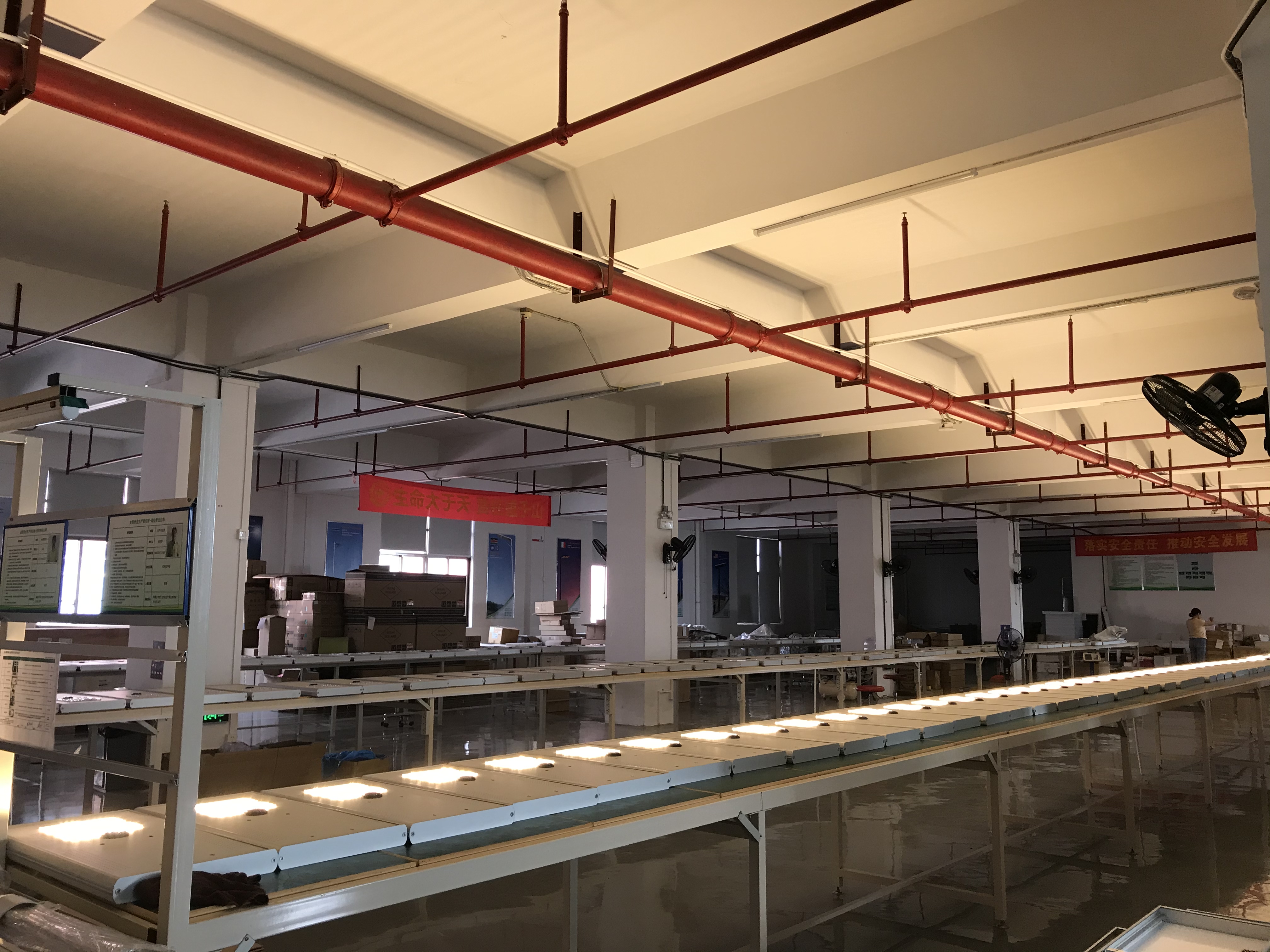 购买太阳能庭院灯有什么注意事项?