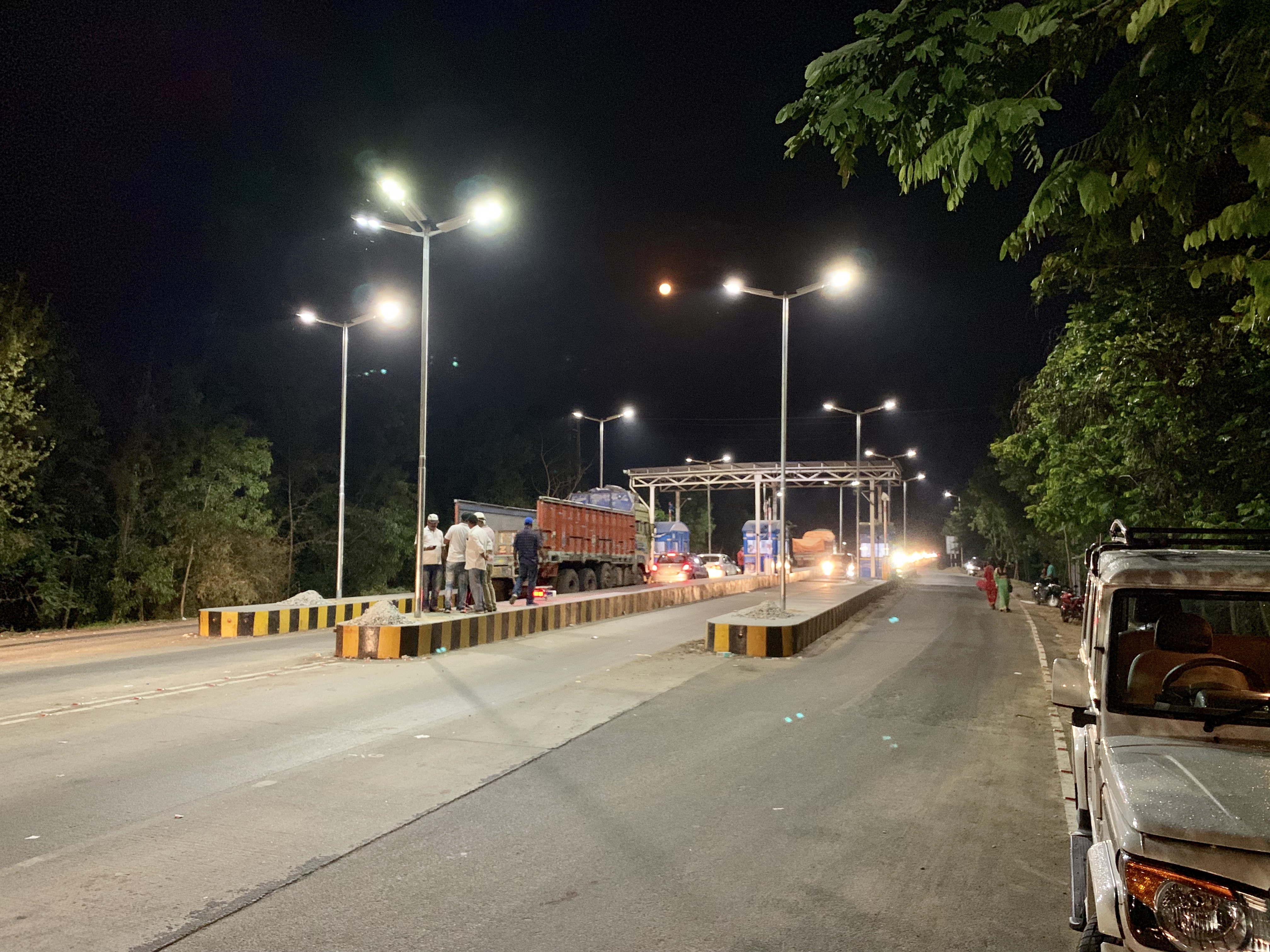 太阳能路灯是否能够完全取代普通路灯？