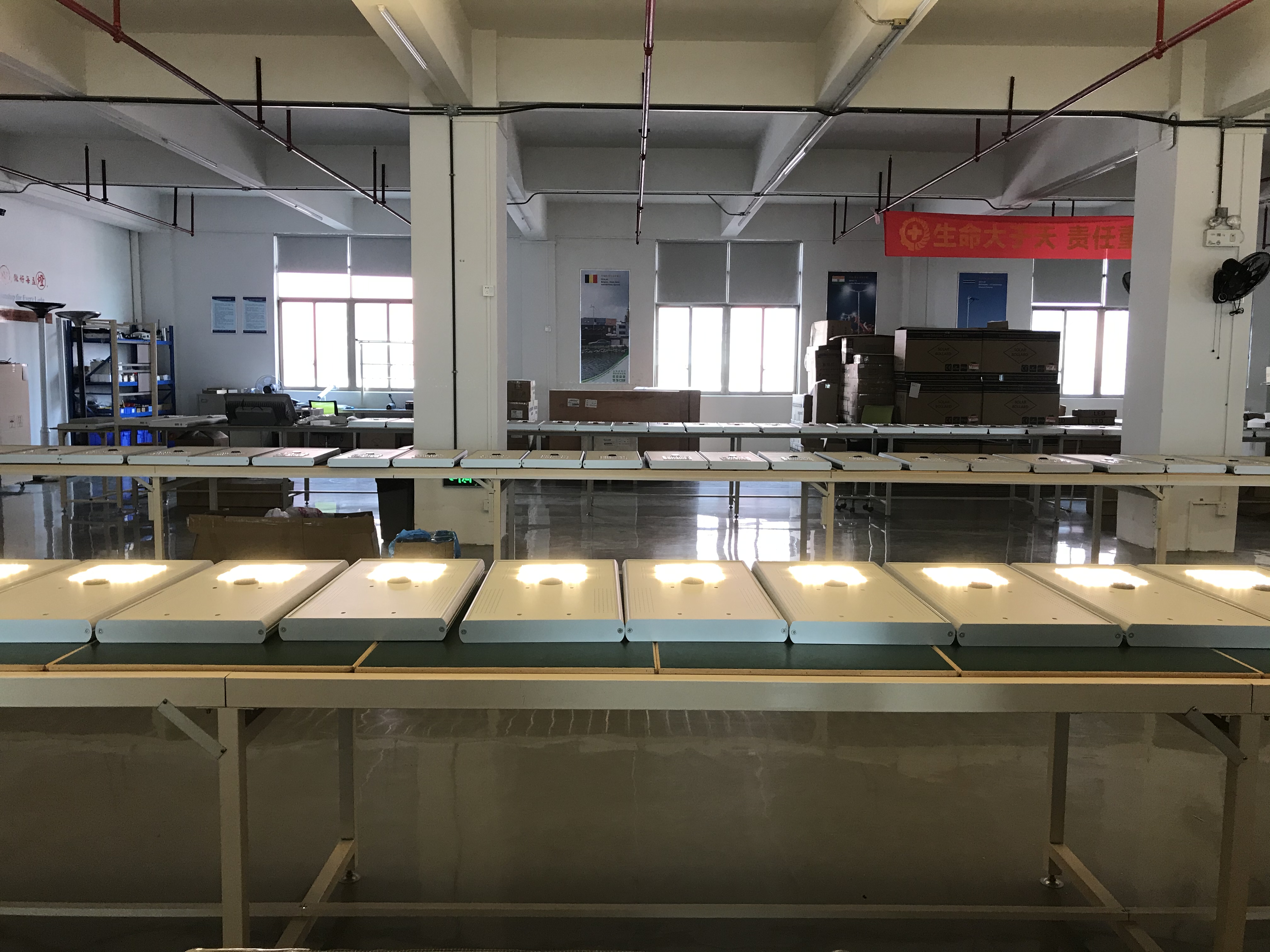 太阳能路灯厂家的发展前景如何？生产要求有哪些？