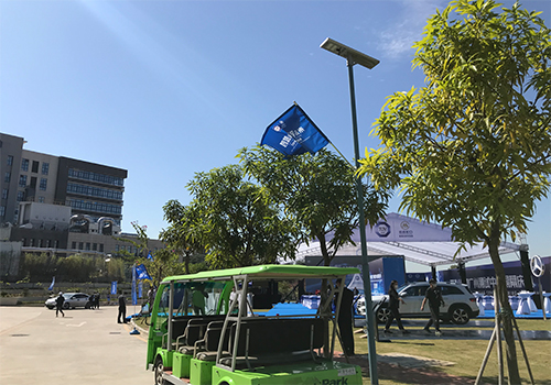 阴天雨天太阳能路灯可以正常工作吗？
