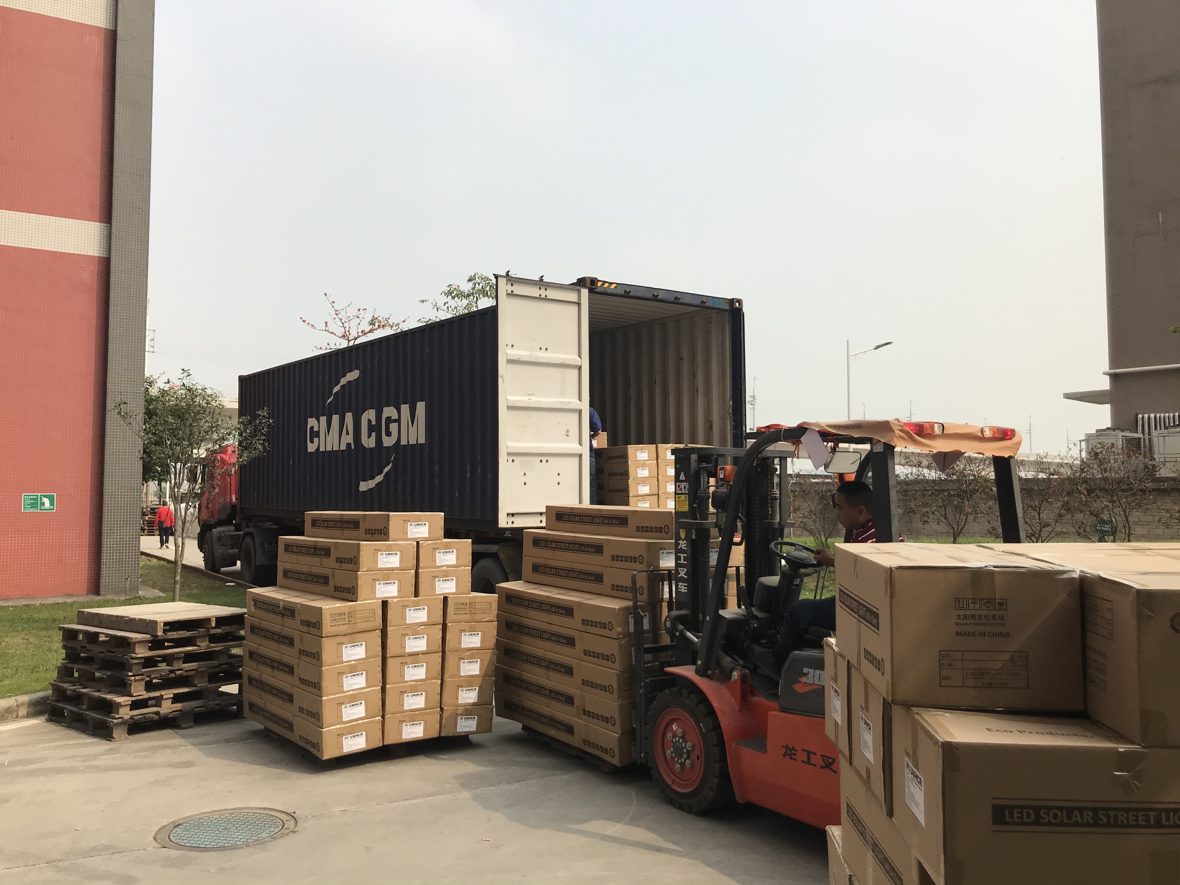 太阳能路灯价格多少钱？哪个品牌好