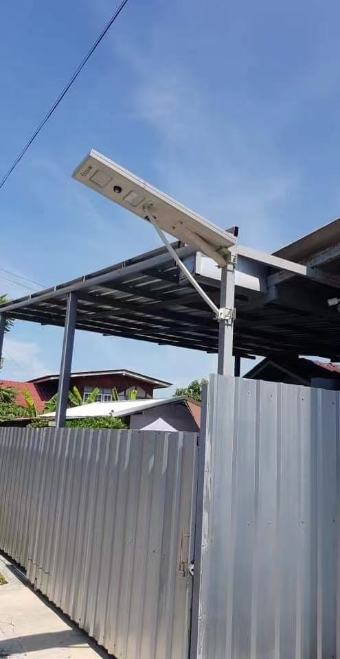 太阳能路灯价格高低不同最主要的影响因素是什么？